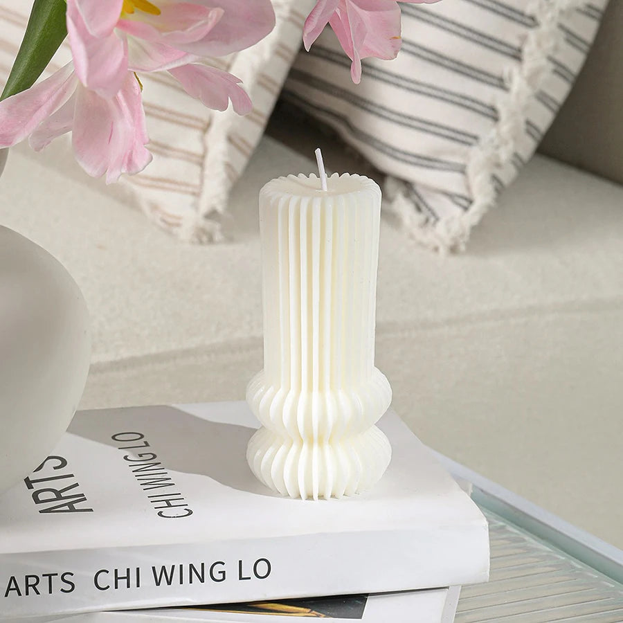 Snugsy™ Nordic Sculpted Candle – Minimalist Smokeless Candle for Home Decor & Relaxation